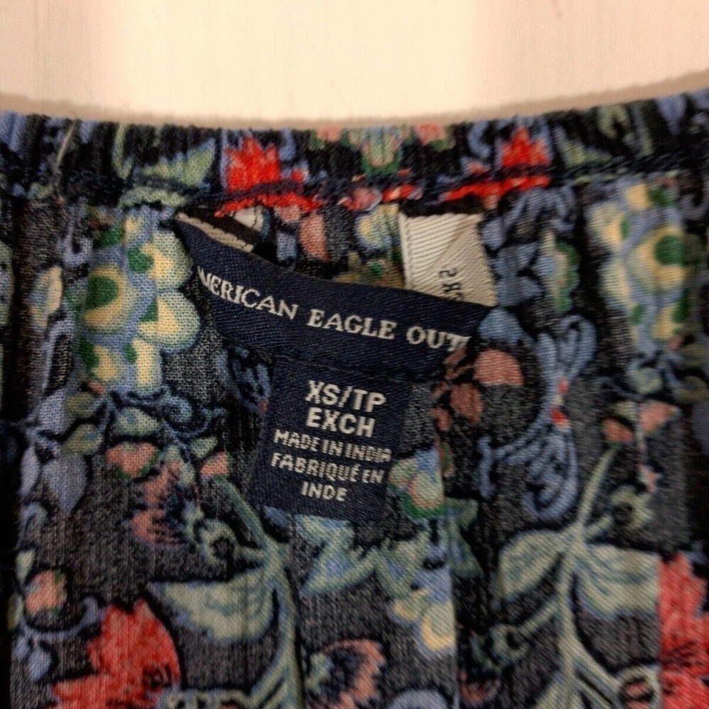 American Eagle Womens Floral Romper Shorts Long Sleeve Red Blue - Picture 5 of 6